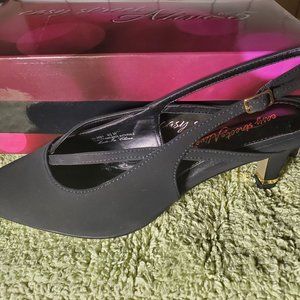 Easy Street Symphony Slingback Pumps